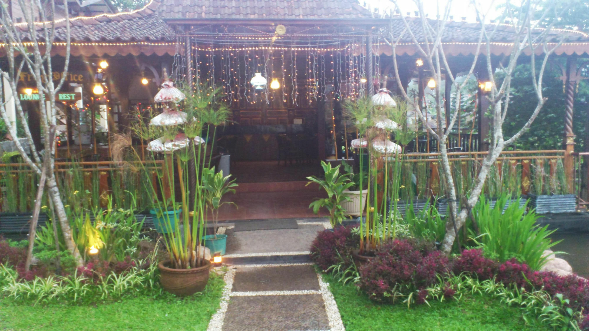 Sitamiang Resort Hotel Bogor Exterior photo